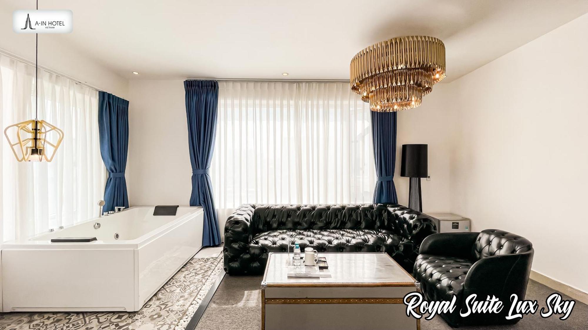 A In Hotel Riverside Хошимин Экстерьер фото