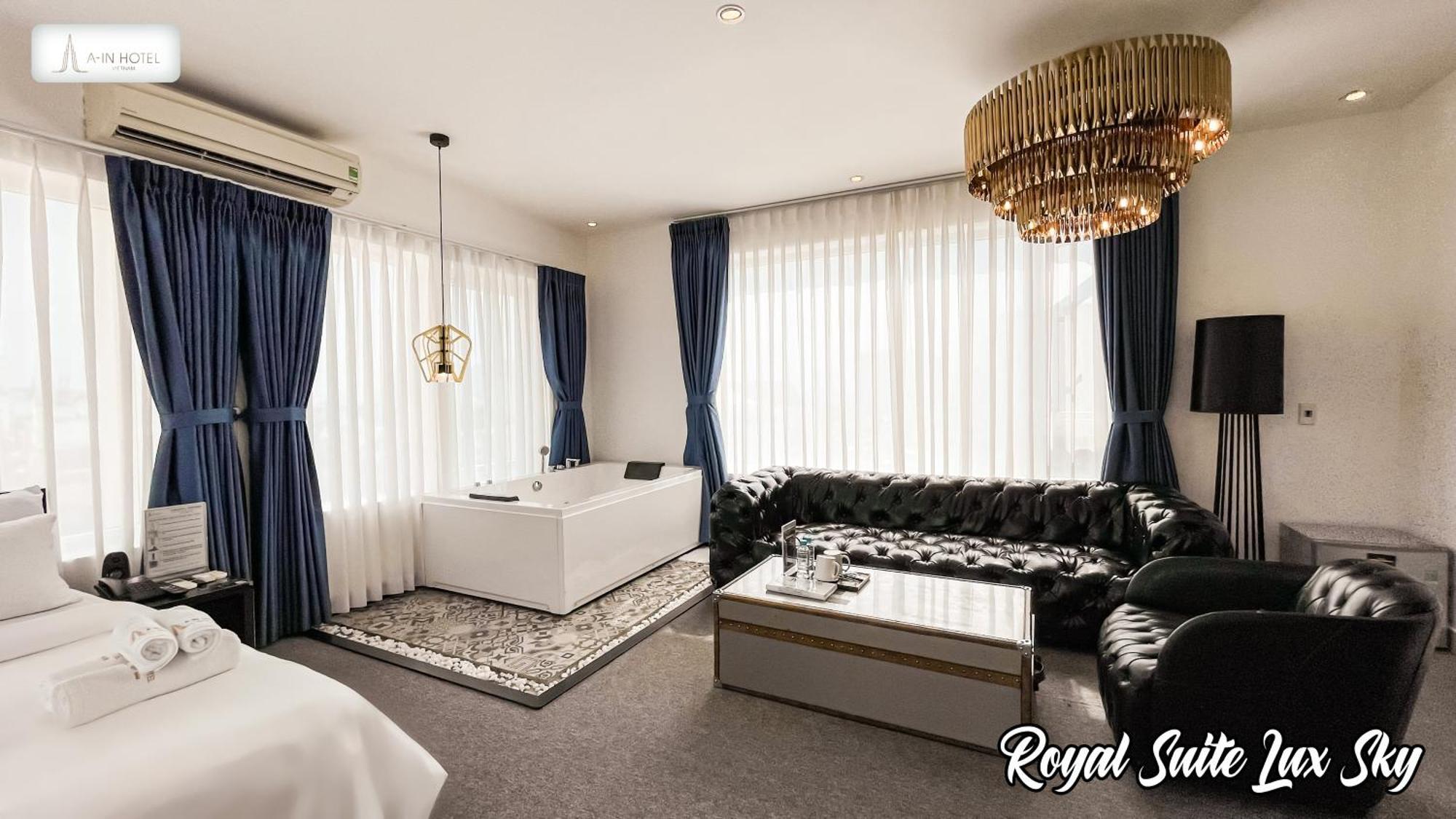 A In Hotel Riverside Хошимин Экстерьер фото